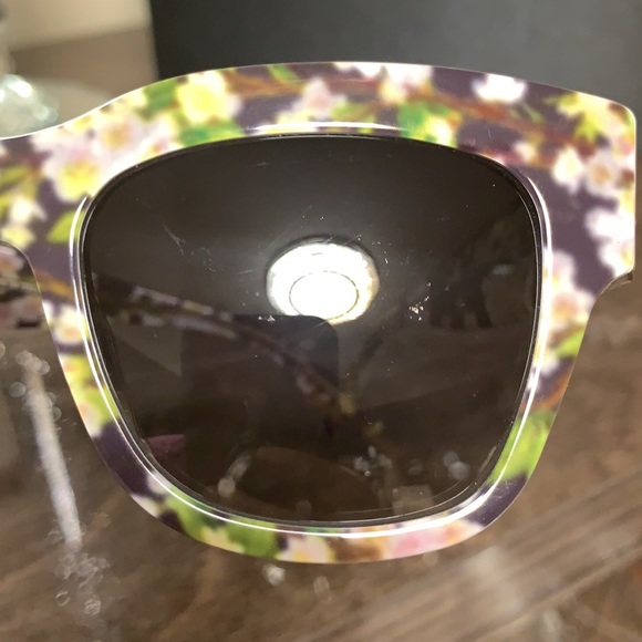 DOLCE & GABBANA 4231 2842/8G BLACK PEACH FLOWERS - Picture 13 of 16